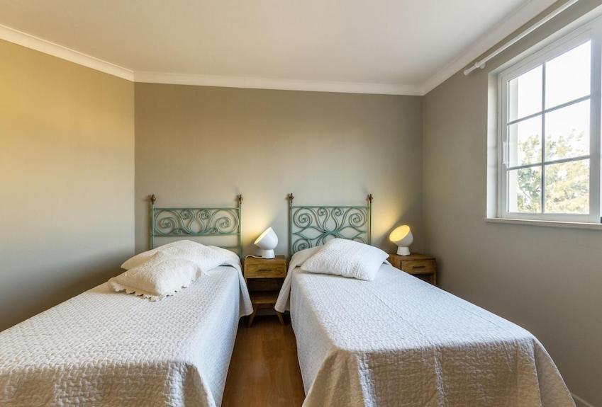 Lagos Suite Экстерьер фото