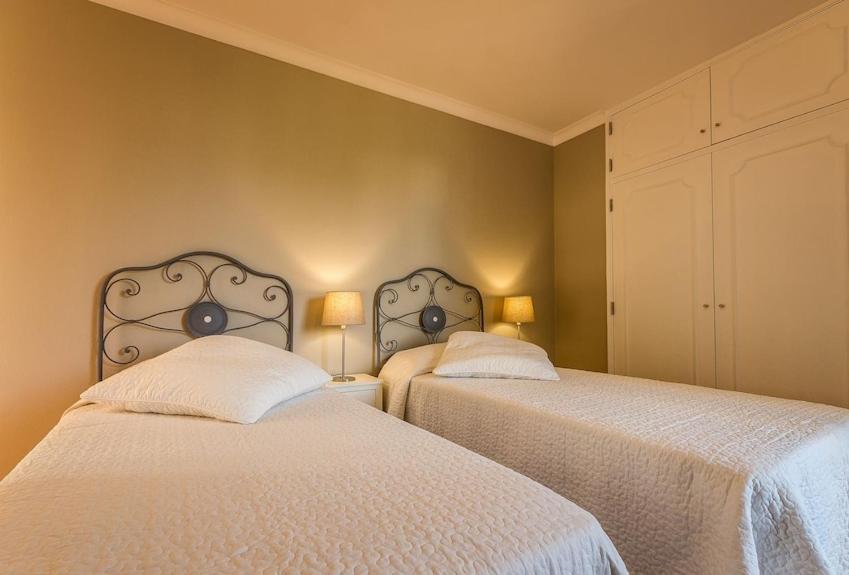 Lagos Suite Экстерьер фото