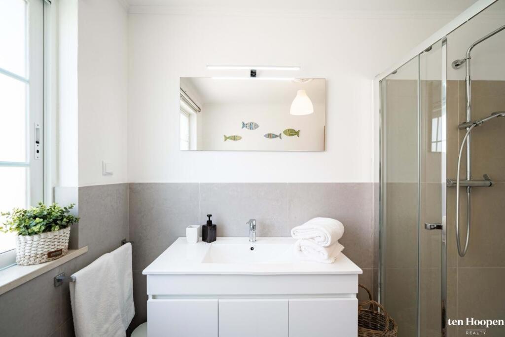 Lagos Suite Экстерьер фото